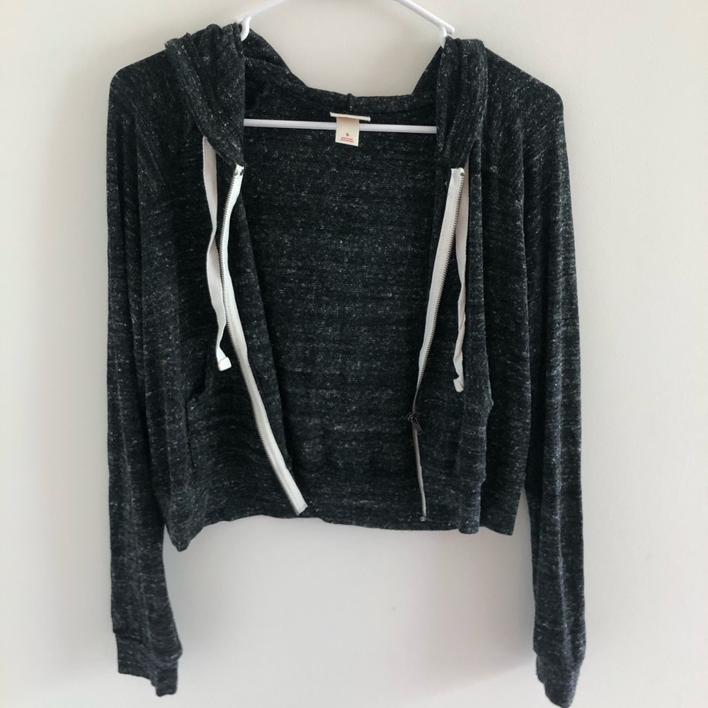 Cropped hoodie